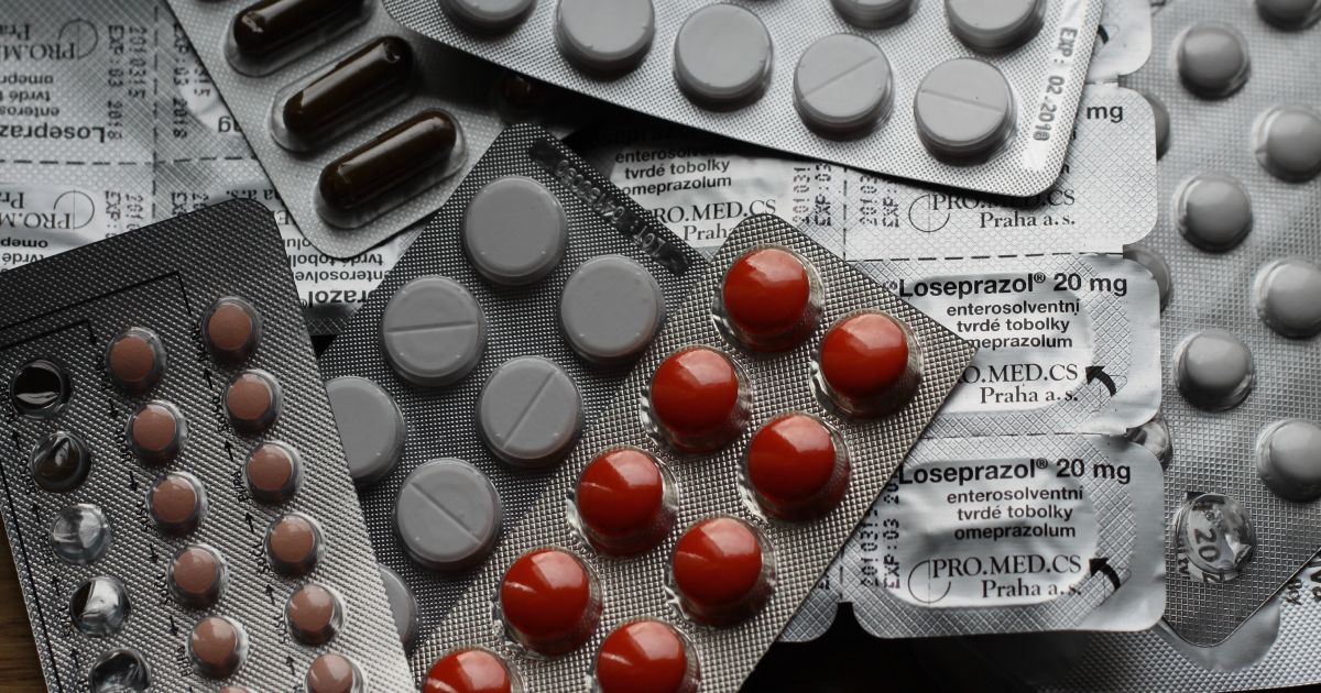 Cosmico - Supply Chain Optimization and Drug Traceability