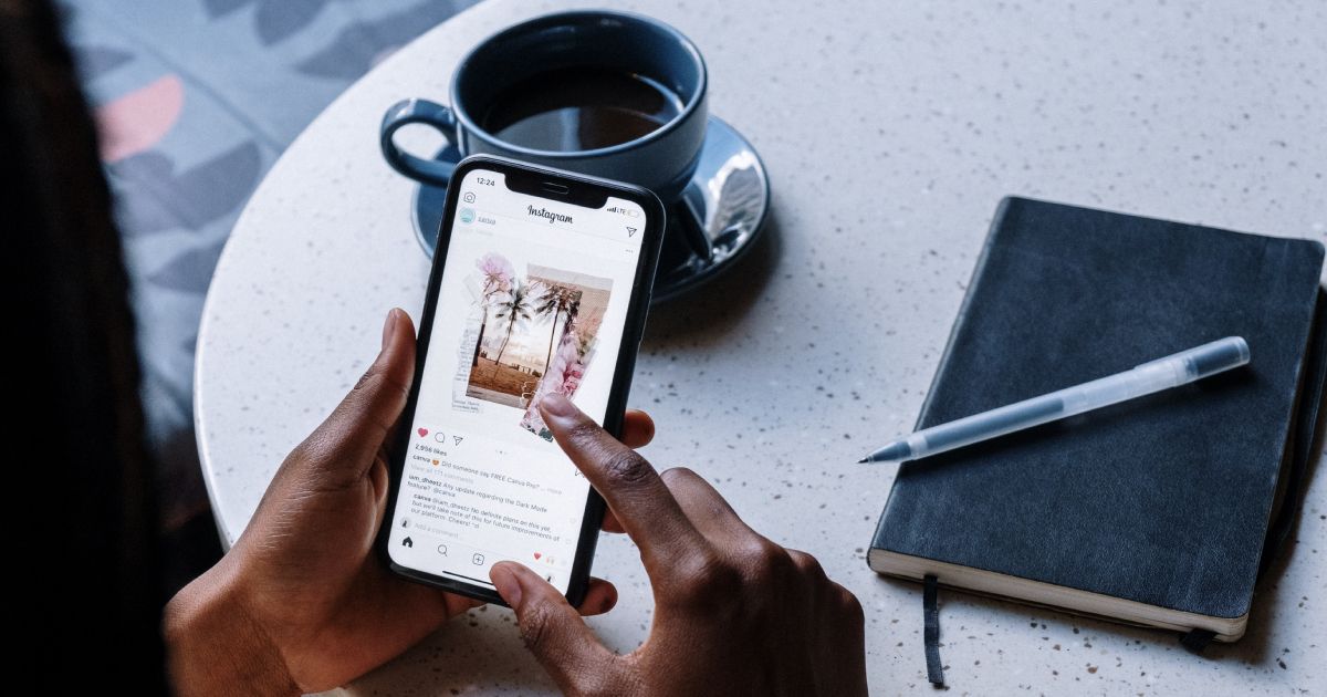 Cosmico - How Do Social Media Ads Work?