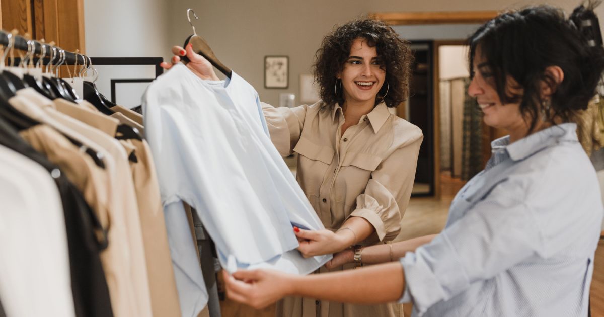 Cosmico - Crossselling vs Upselling - Key Differences