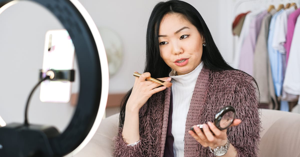 Cosmico - Personal Branding 101 - Create a Consistent Online Presence