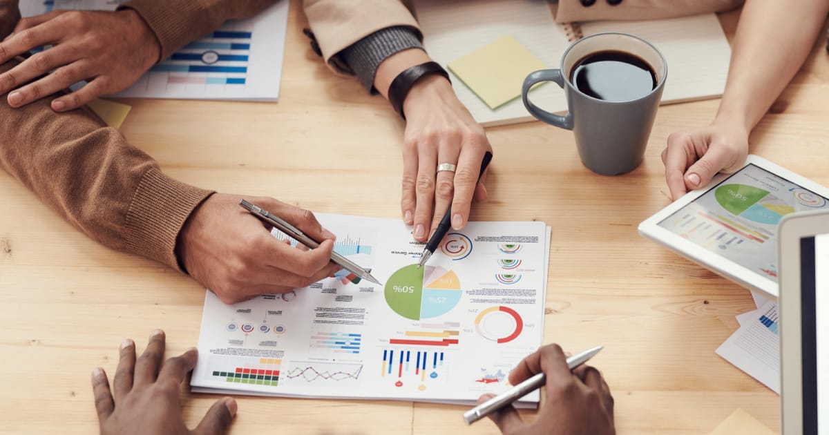 Cosmico - The Automatic Customer - John Warrillow - Strategies for Transitioning to a Recurring Revenue Model