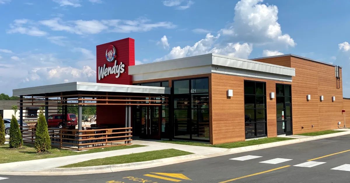 Cosmico - Wendy’s Closing 140 Locations by End of 2024