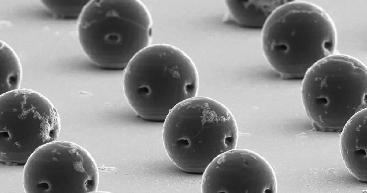 Cosmico - Tiny Microrobots Successfully Shrink Tumors