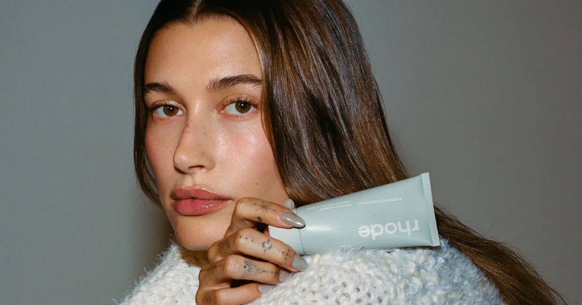 Cosmico - e.l.f. to buy Hailey Bieber’s rhode skincare for $1 billion