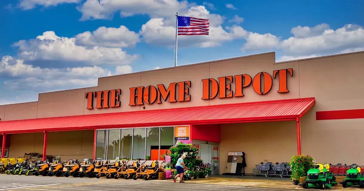 Cosmico - Home Depot buys GMS for $4.3 billion to target more home pros