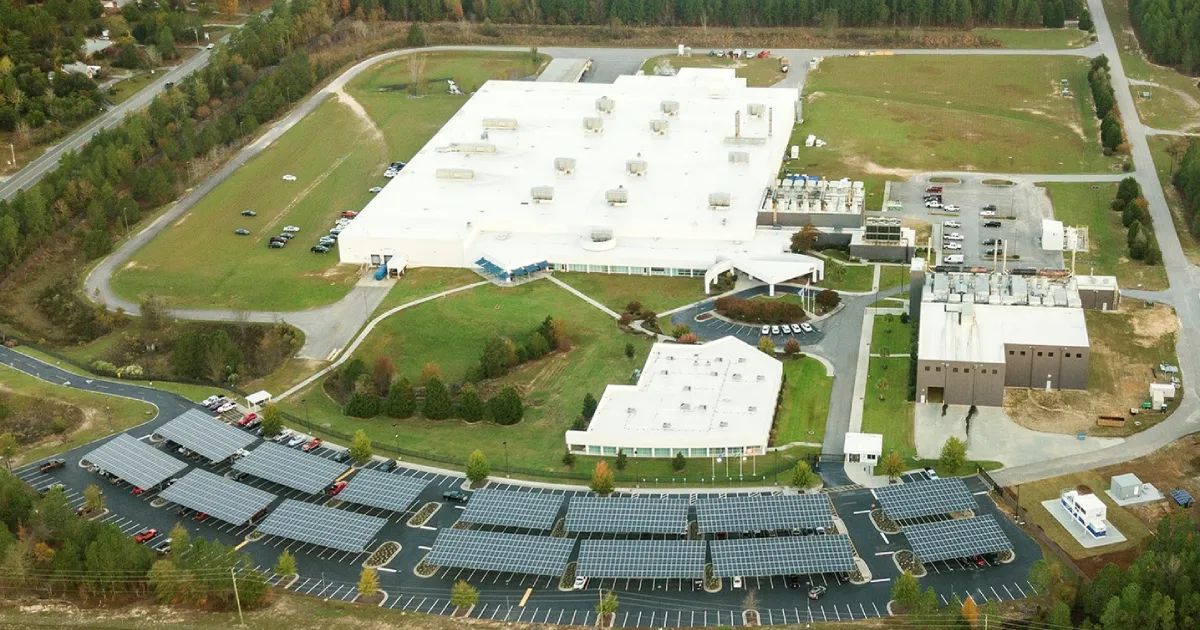 Cosmico - Rolls-Royce invests $75M in U.S. manufacturing