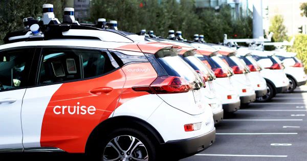 Cosmico - GM Pulls Plug on Cruise Robotaxi Service