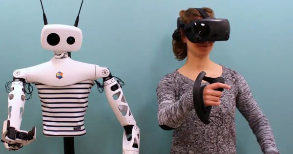 Cosmico - Hugging Face Buys Humanoid Robotics Startup Pollen Robotics