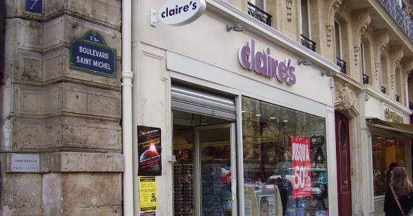 Cosmico - Claire’s strikes $140M private equity buyout, halts closures