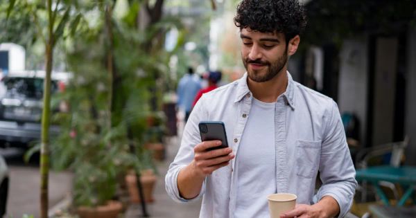 Cosmico - AT&T is testing an AI assistant that screens unknown calls and filters spam