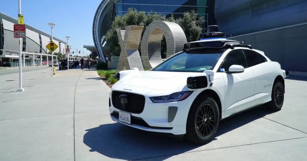 Cosmico - Waymo cleared for robotaxi rides at San Jose airport
