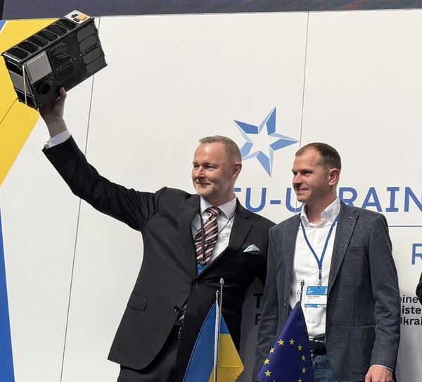 Ukrainian Stetman and Danish GomSpace to launch joint satellite production in Ukraine