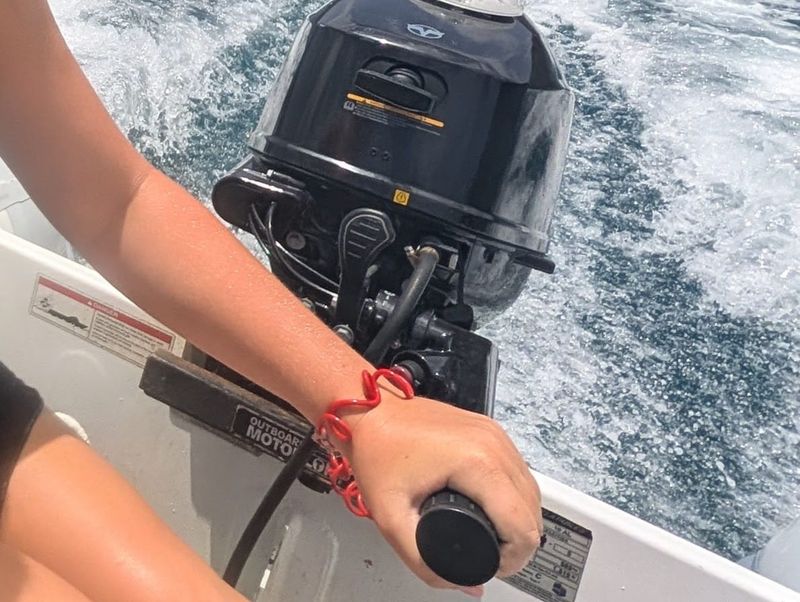 Draw-Tite OML 0127 Outboard Motor Lock Review: Rusted Out and Defeated in 3 Minutes