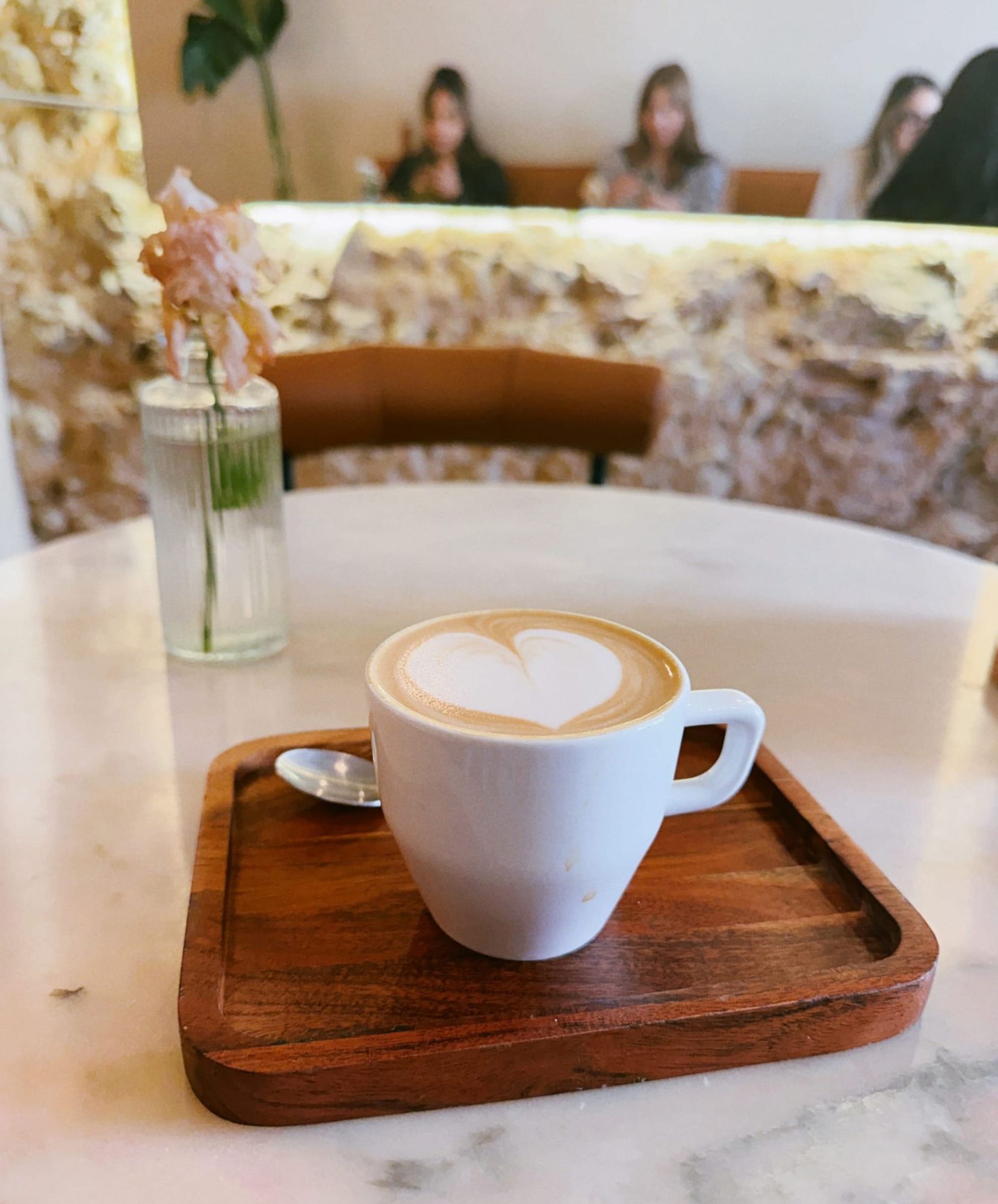 On expat arrogance, hoarding links, and AI brain damage