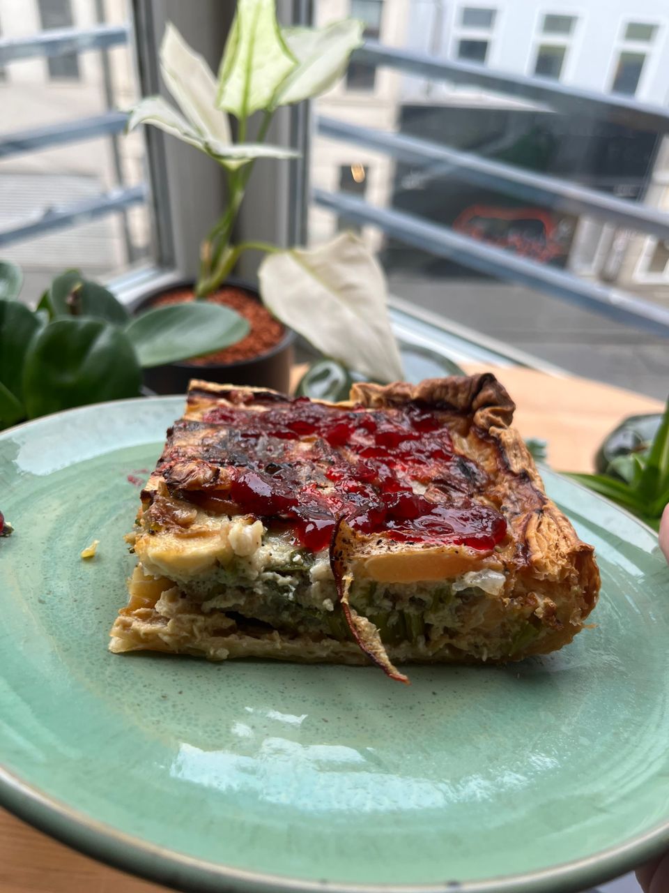 Lachs-Quiche mit Lauch und Birne