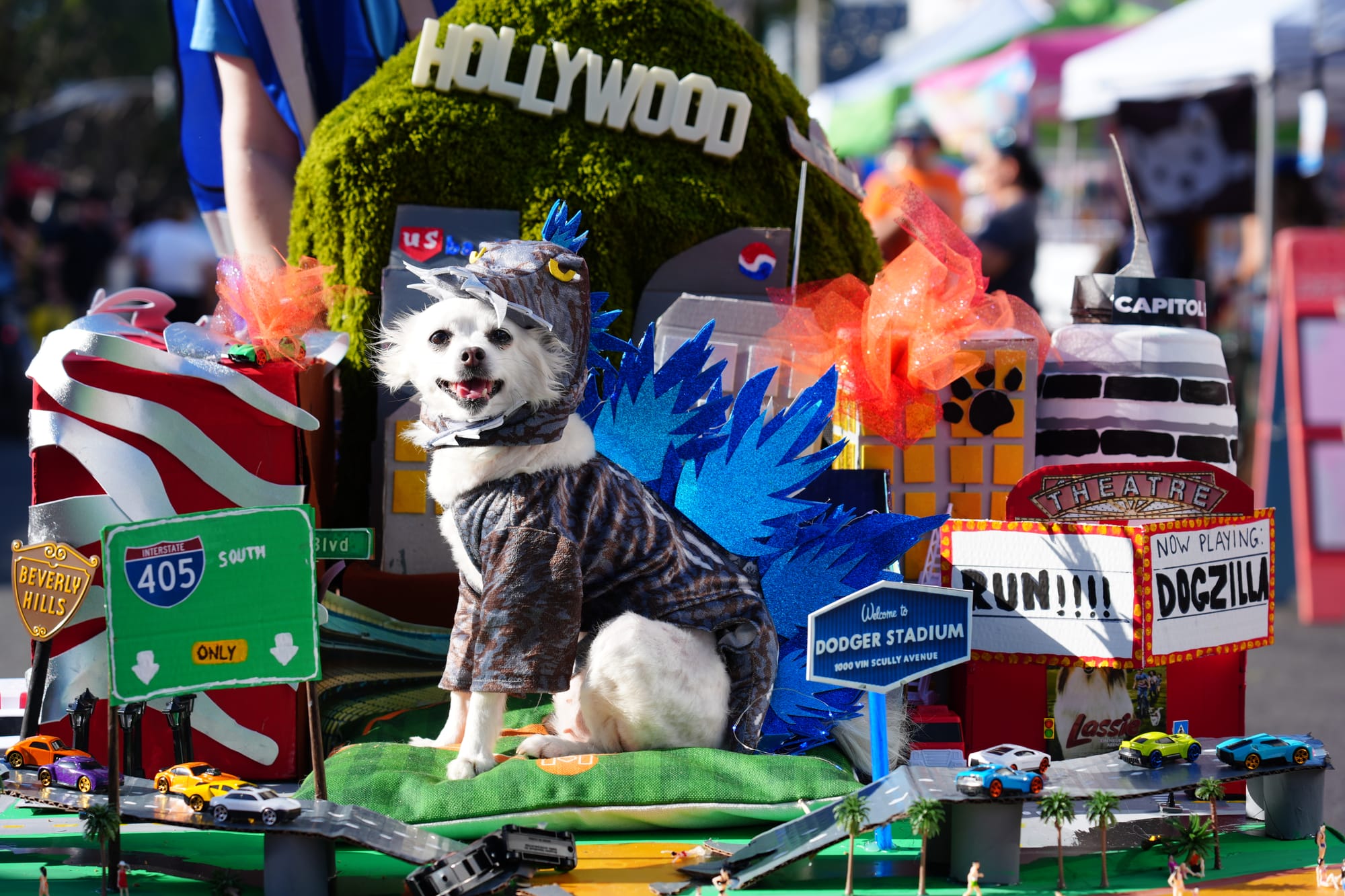 Dogzilla over a cardboard Los Angeles