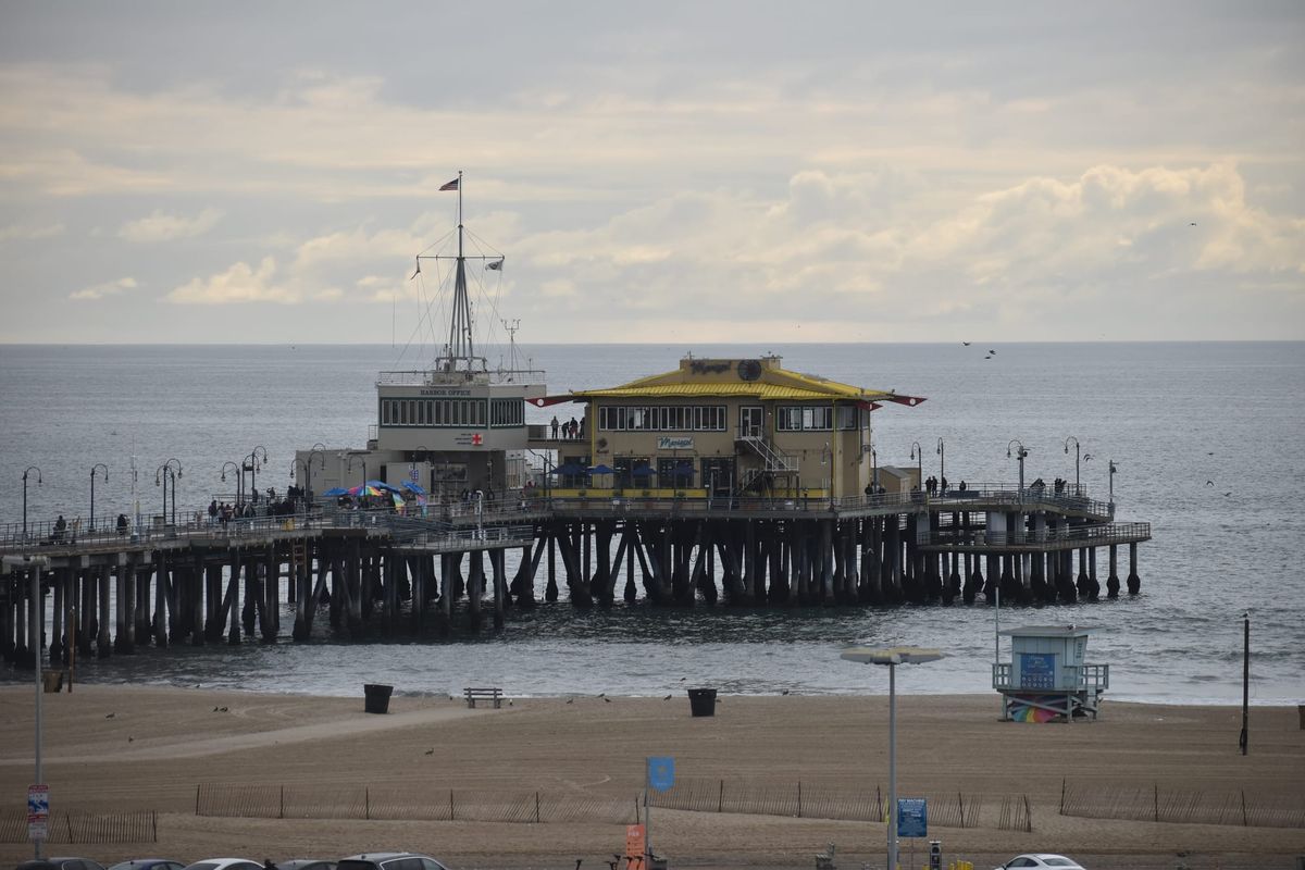 Santa Monica Pier Ranks Among California's Most Polluted Beaches for 10th Straight Year