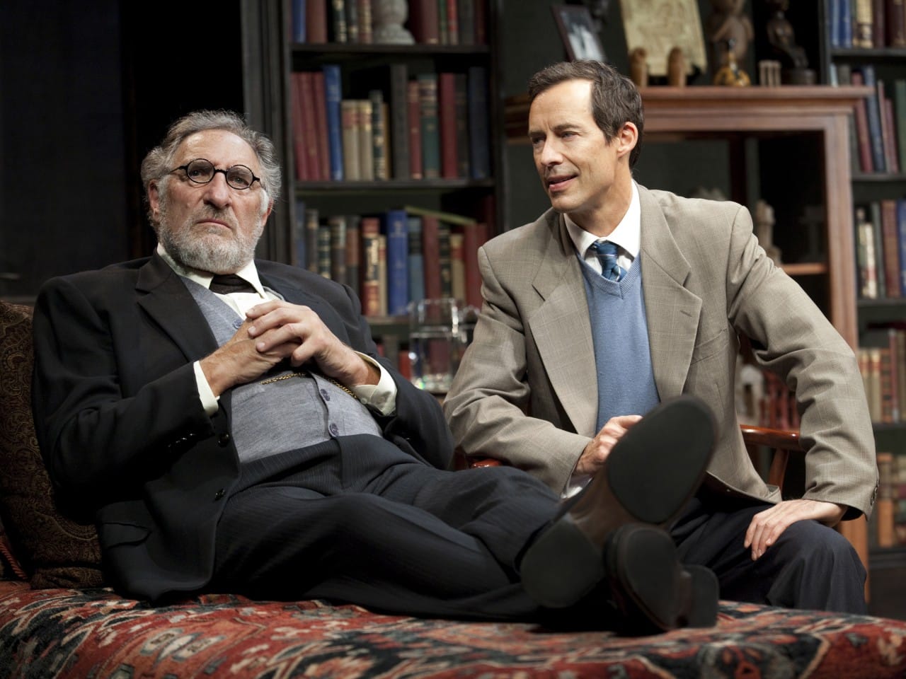 Judd Hirsch and Tom Cavanagh star in 'Freud's Last Session.' (Photo courtesy The Broad Stage)