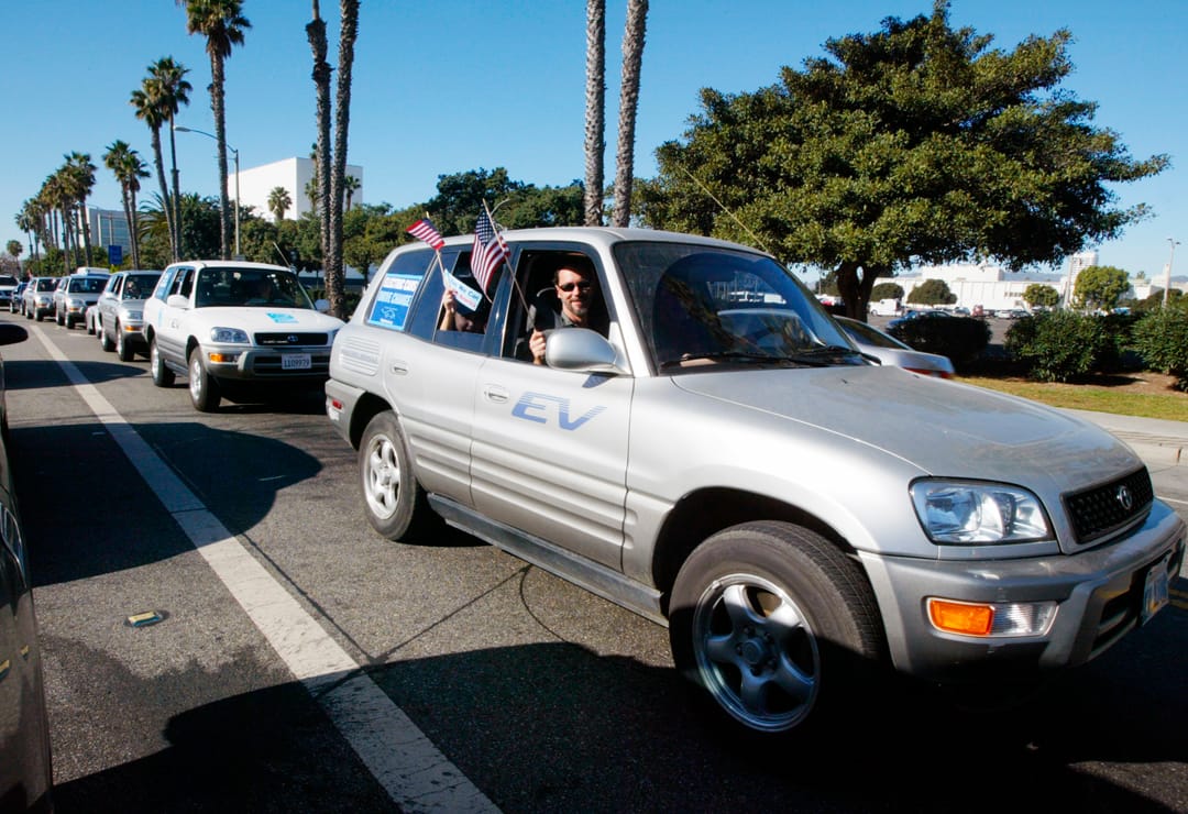 RIDING: A parade of electric vehicles makes its way through Santa Monica in 2009. (Photo courtesy Byron Kennerly)