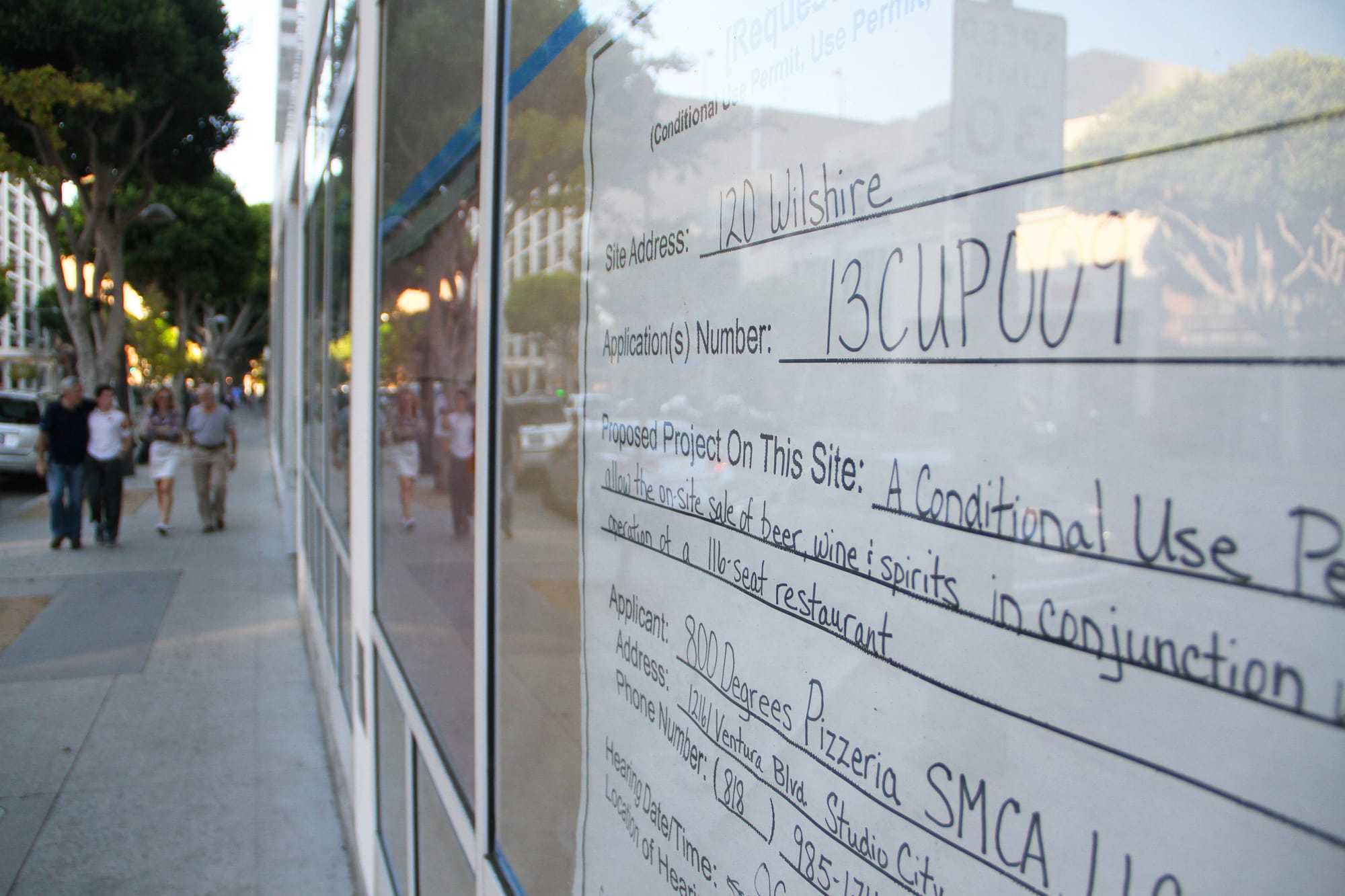 An 800 Degrees pizza parlor is planned for this space at 120 Wilshire Blvd. (Daniel Archuleta daniela@www.smdp.com)