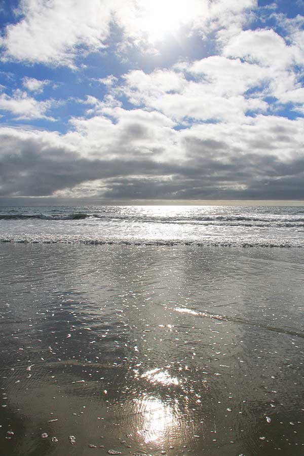 Santa Monica State Beach after an early morning rain storm on Thursday. (Daniel Archuleta daniela@www.smdp.com)
