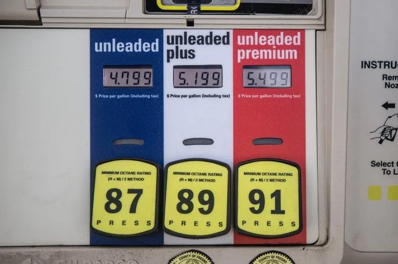 Gas prices at a filling station in west Fresno on May 7, 2024. Photo by Larry Valenzuela, CalMatters/CatchLight Local