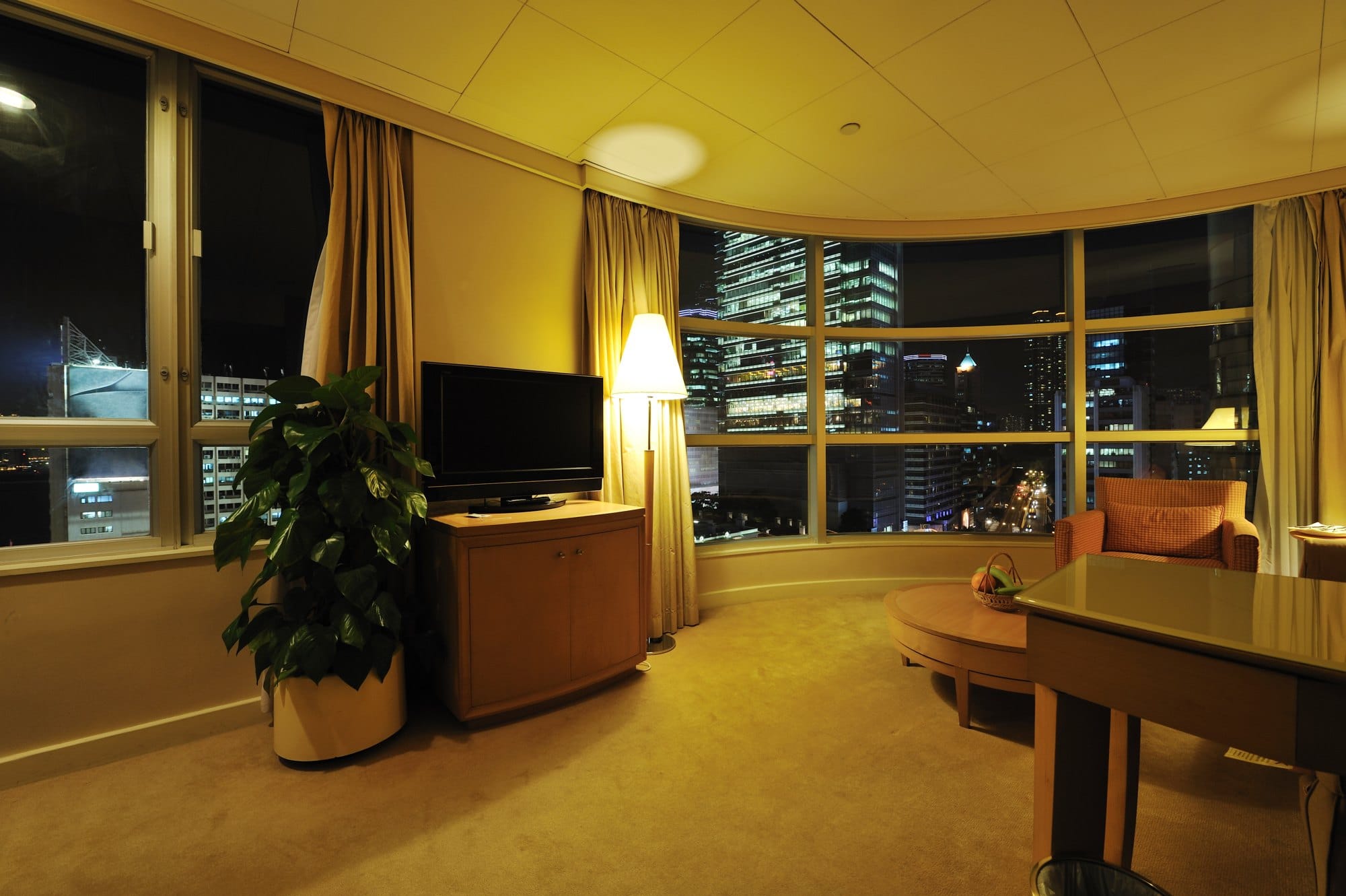 Luxurious Hotel Room