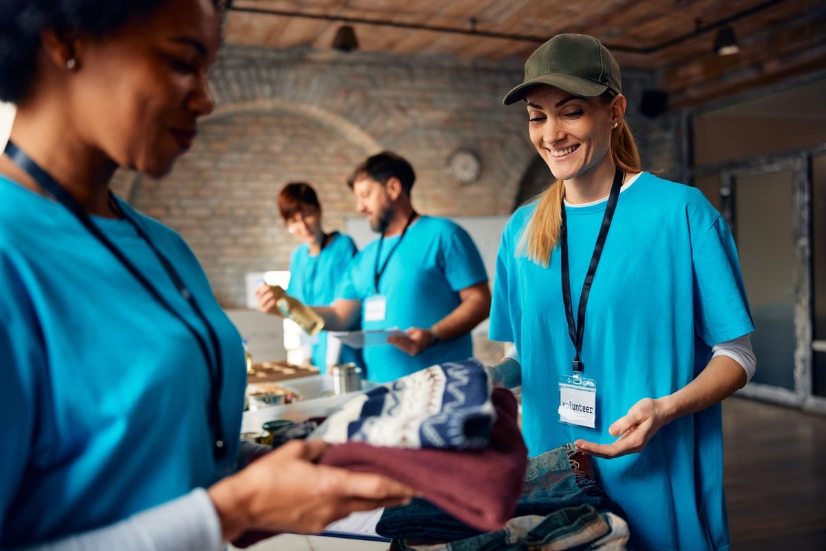 Award Travel for Nonprofits: How Mission-Driven Orgs Can Stretch Their Budget Further