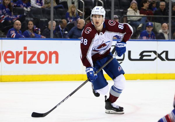 Avs Lock Up Martin Necas, Nathan MacKinnon's Best Winger