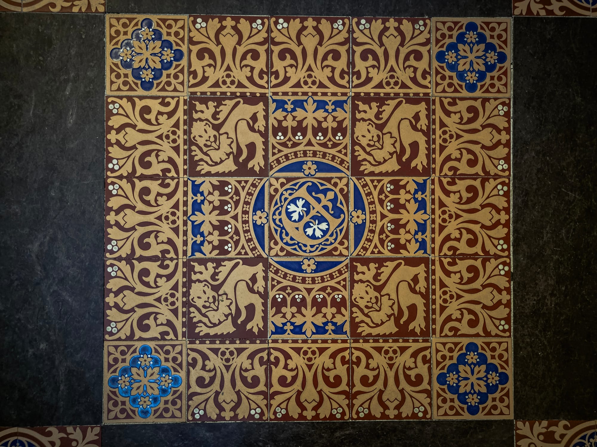 Minton tiles in St Stephen's Hall