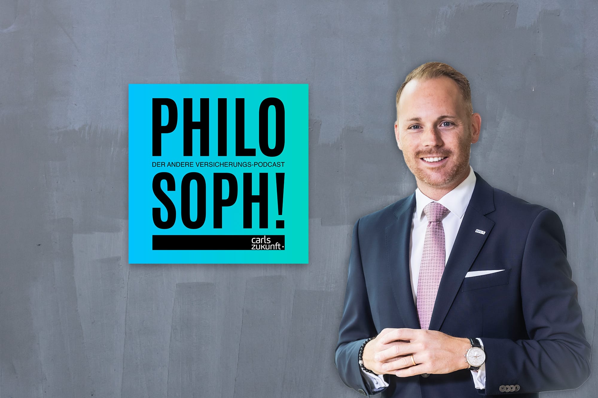 "PHILOSOPH!"-Logo auf türkisem Hintergrund links, rechts Philipp Lechner (BGV) im Anzug vor grauer Wand, lächelnd und seriös.