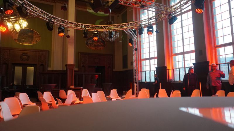 Der Moment, bevor es losgeht: Der Historische Speisesaal im Leipziger Hauptbahnhof