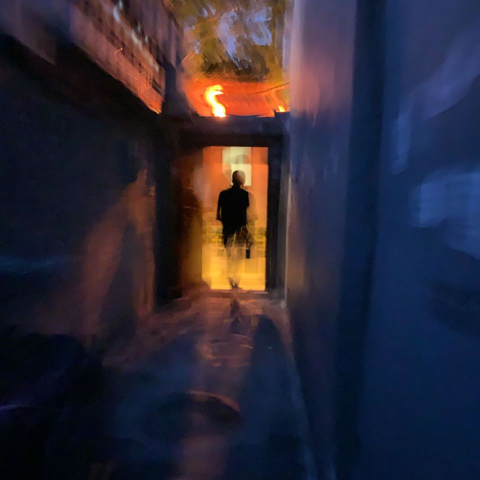 The Club 010 你不是被困在交通拥堵里——你就是拥堵的一部分。