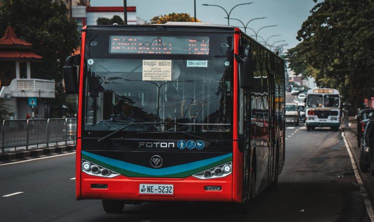 How the Metro bus drove through roadblocks to finally hit the road