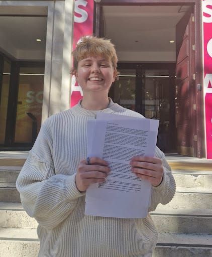 SOAS reviews its contract with Turnitin