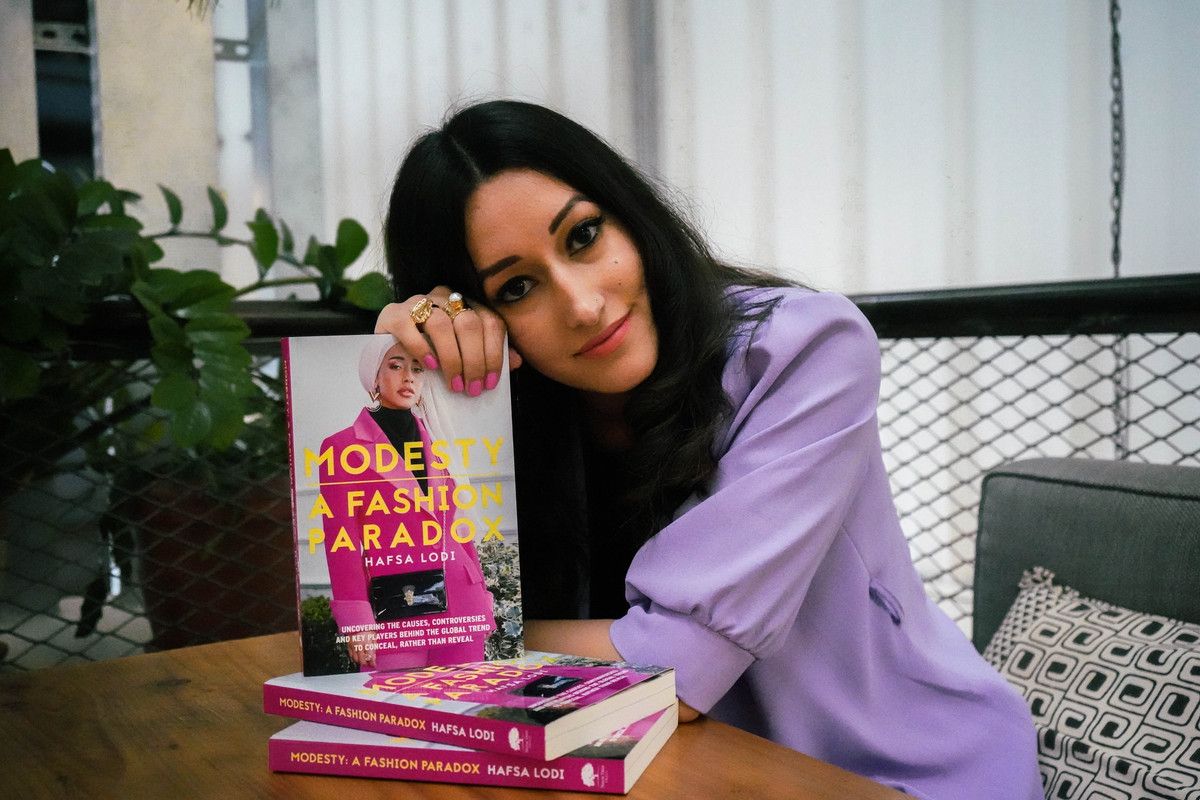 Can Fashion Ever Be Modest? Interview with Hafsa Lodi, Author of Modesty: A Fashion Paradox
