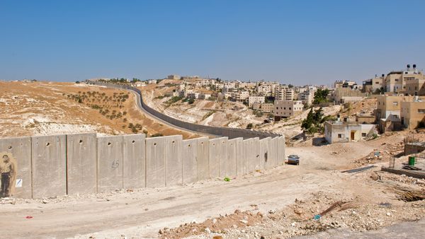 Vote 'no' to boycotting Israeli academic institutions