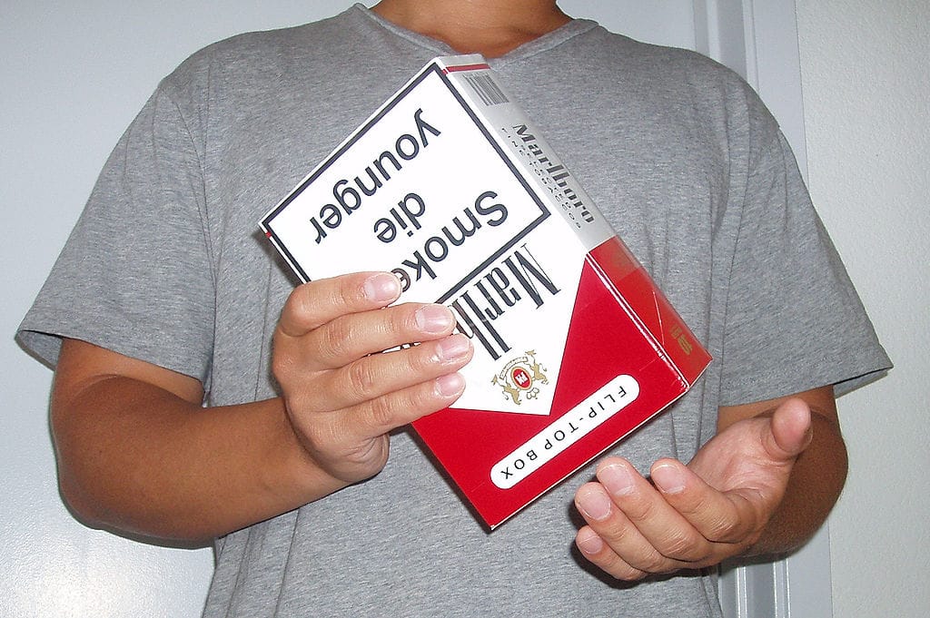 Big Tech efteraber Big Tobaccos berygtede playbook