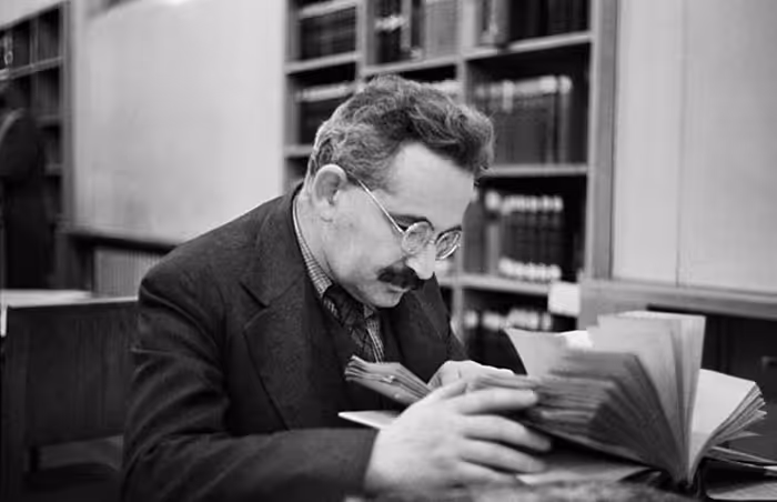 Walter Benjamin in 1937 © public domain sourced/access rights from Dom Slike/Alamy