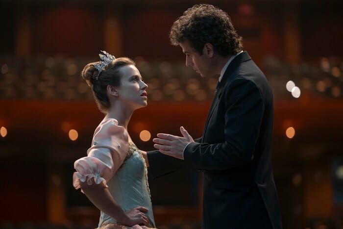 "Etoile": Dancing Through High Culture's Extinction