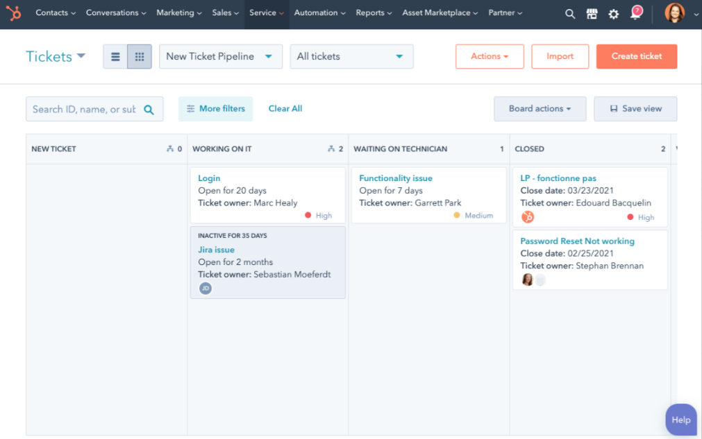 HubSpot ticket management dashboard