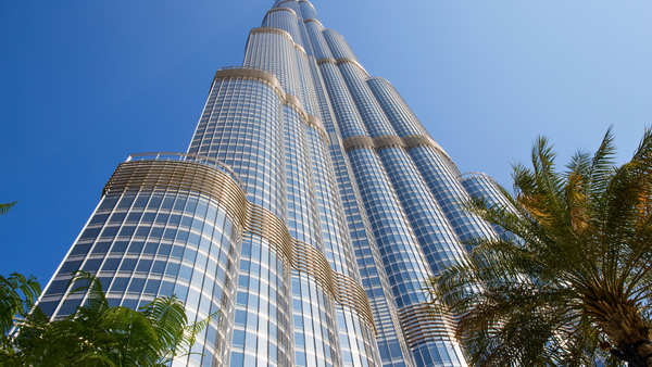 Burj Khalifa: What Awaits You Inside This Dubai Stunner
