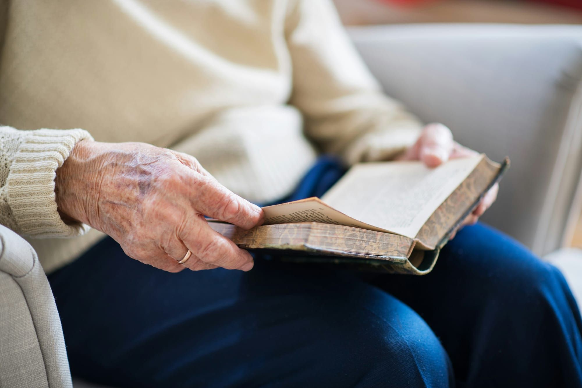 Arranging Live-in Care That Respects Religious Dietary Requirements