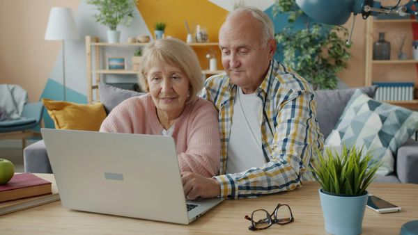 How to choose the right live-in care provider