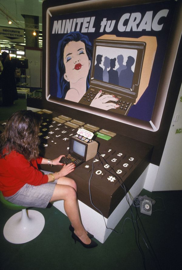 Démonstration du Minitel rose à la Foire de Paris en 1987