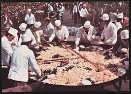 Confréries mondiales des Omelettes Géantes