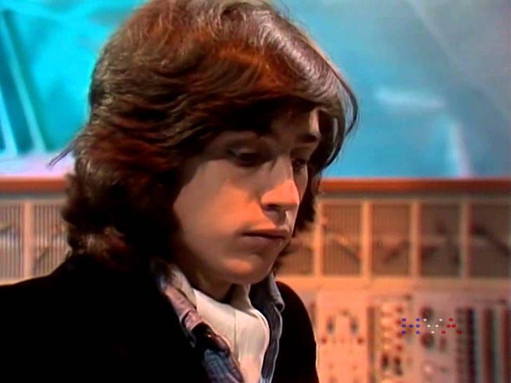 French Electronic Music: the Soundscapes in Sequence of Jean-Michel Jarre