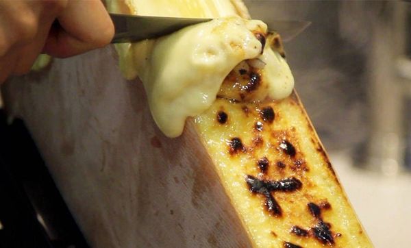 The seasonality of Cheese in France