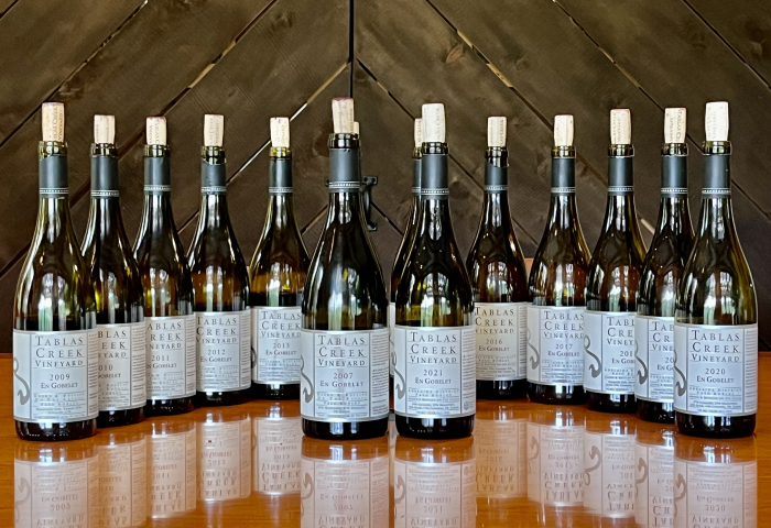 En Gobelet Vertical June 2023