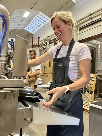 Chelsea filling Patelin red boxes